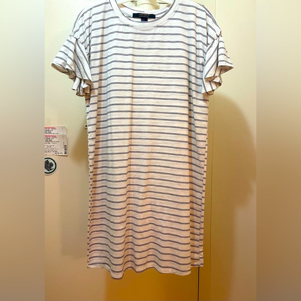 Forever 21 Petal Sleeve Shirtdress, Size Medium, Cream w/ Black Stripes